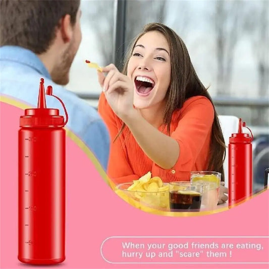 Fausse Bouteille de Ketchup – Blague Visuelle avec Effet Réaliste très drôle